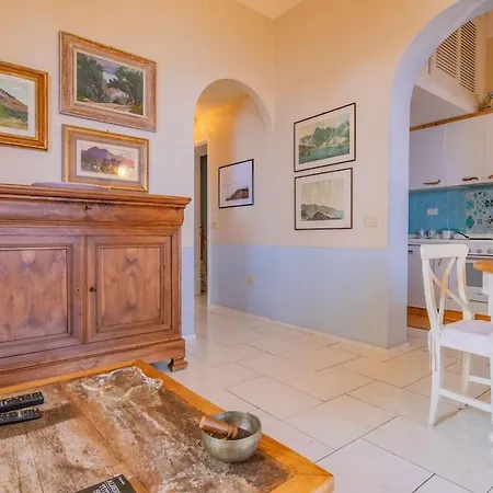 Casa La Paolina Апартаменты *